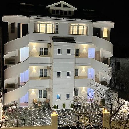 Hotel Vila Herta Durres Bagian luar foto